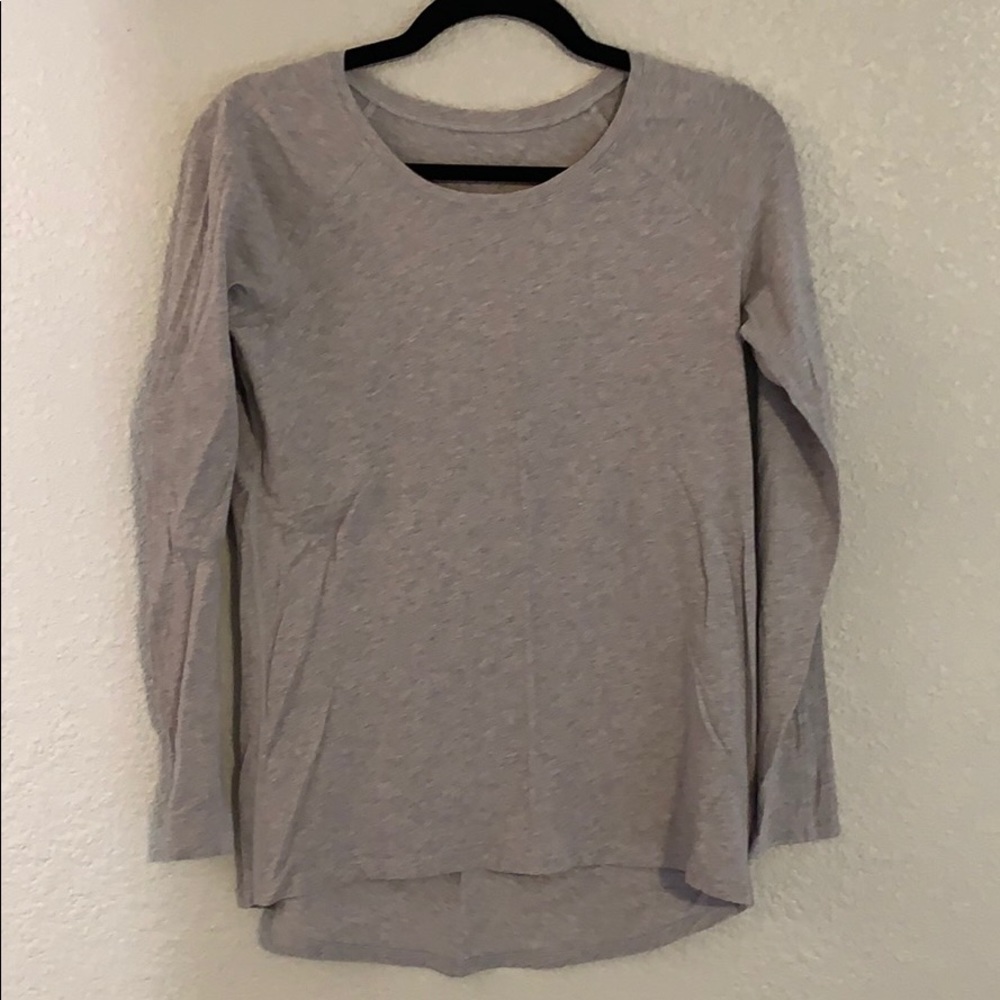 Light Heathered purple lululemon top